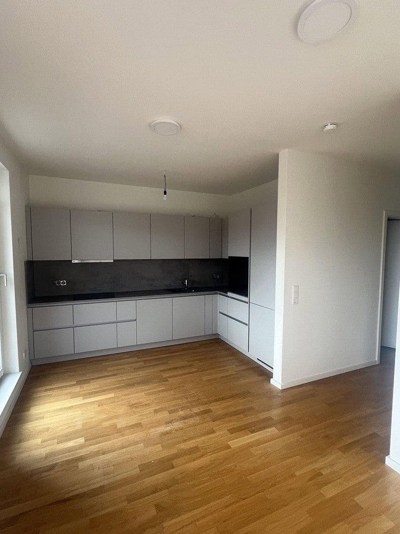 Prenájom bytu 3-izbový 75 m², Torfstecherweg 54, Hamburg, Hamburg Prenájom bytu 3-izbový 75 m², Torfstecherweg 54, Hamburg, Hamburg
