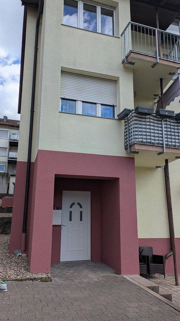 Prenájom bytu 2-izbový 52 m², Rohrackerstraße 317, Stuttgart, Bádensko-Wurttembersko Prenájom bytu 2-izbový 52 m², Rohrackerstraße 317, Stuttgart, Bádensko-Wurttembersko