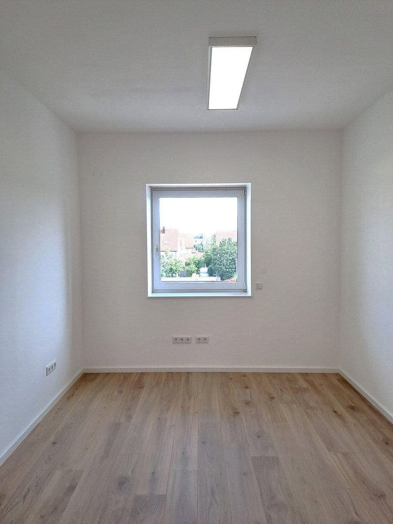 Prenájom kancelárie 115 m², Gilching, Bavorsko Prenájom kancelárie 115 m², Gilching, Bavorsko