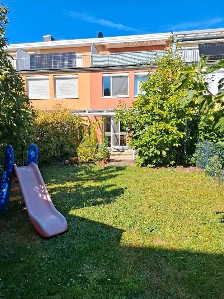 Predaj domu 154 m², pozemok 182 m², Bremen, Brémy Predaj domu 154 m², pozemok 182 m², Bremen, Brémy