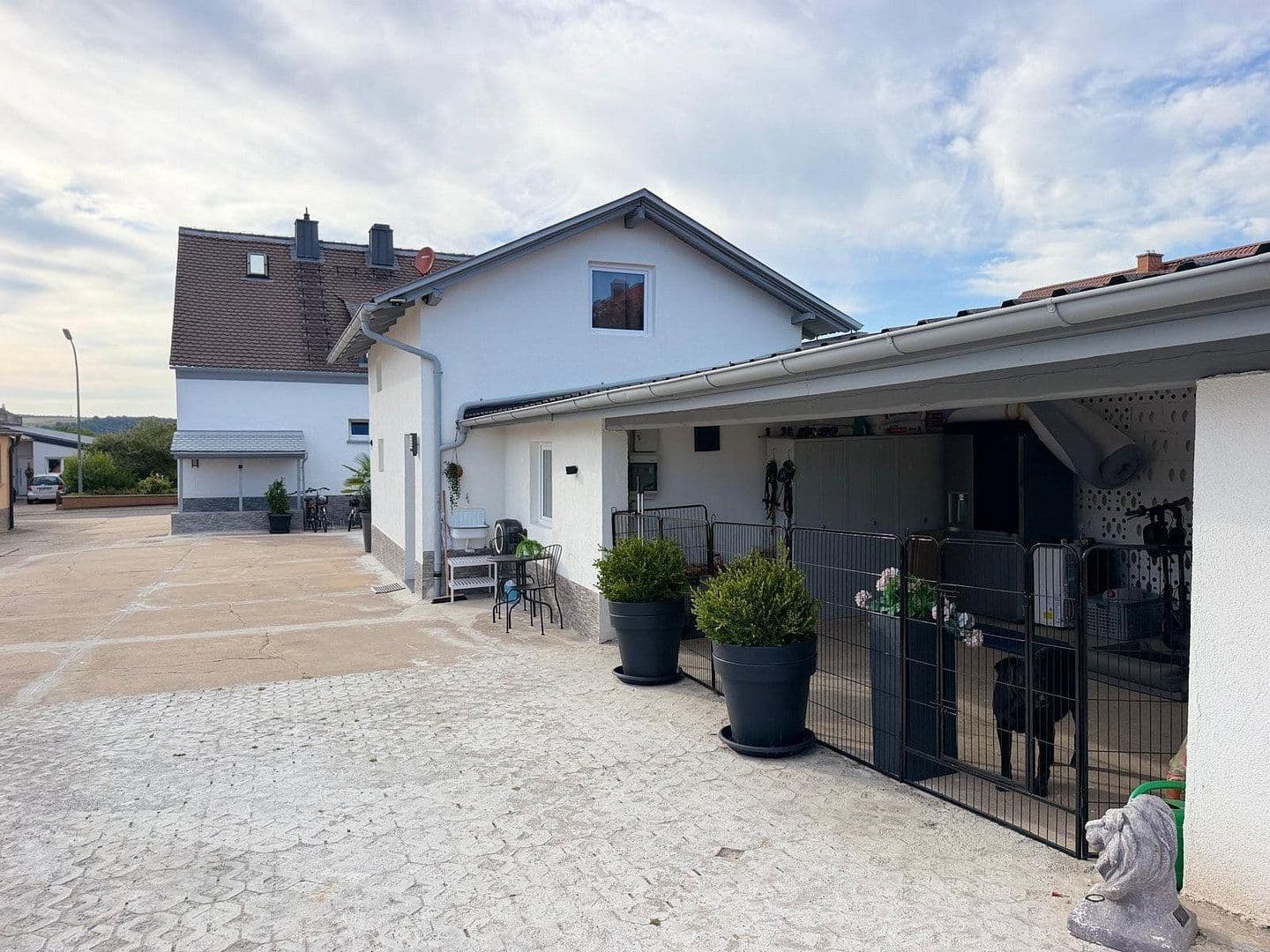 Predaj domu 219 m², pozemok 1.110 m², Kirchäckerstraße 10, Oberhaid, Bavorsko Predaj domu 219 m², pozemok 1.110 m², Kirchäckerstraße 10, Oberhaid, Bavorsko
