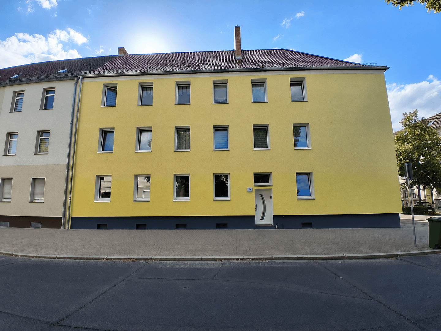 Prenájom bytu 4-izbový 88 m², Bernburger Straße 16, Dessau-Roßlau, Sasko-Anhaltsko Prenájom bytu 4-izbový 88 m², Bernburger Straße 16, Dessau-Roßlau, Sasko-Anhaltsko