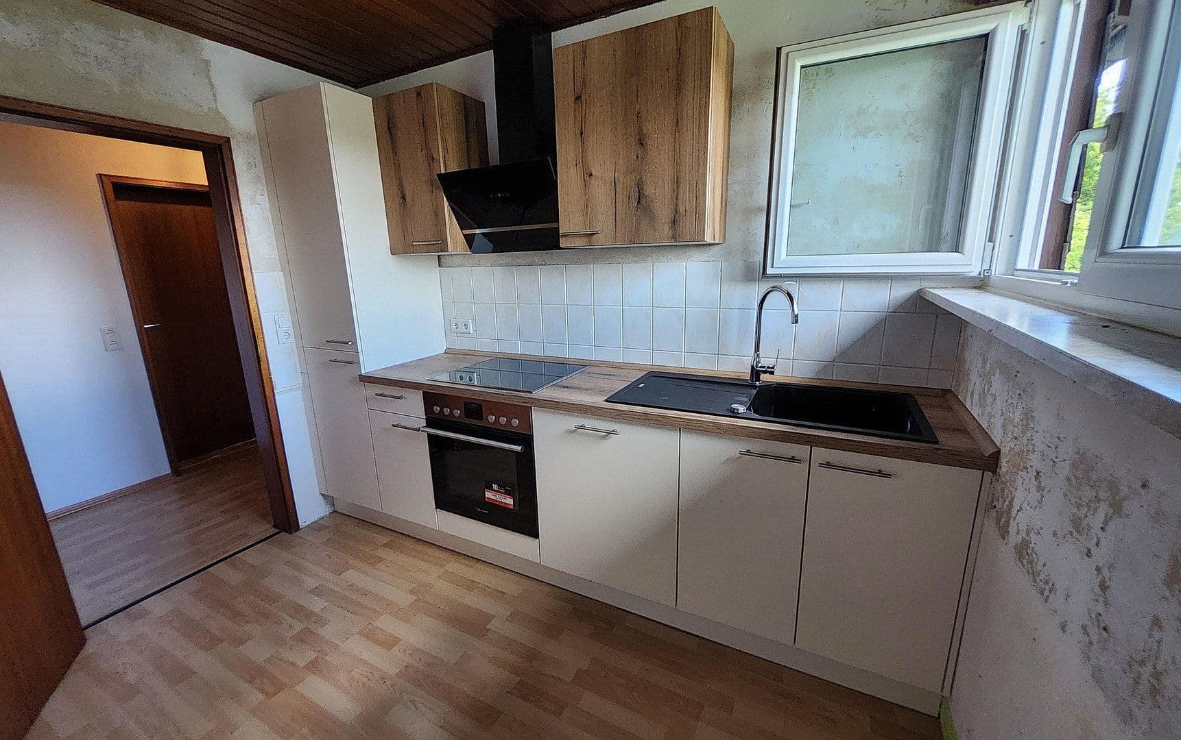 Prenájom bytu 3-izbový 67 m², Rheinböllen, Porýnie-Falcko Prenájom bytu 3-izbový 67 m², Rheinböllen, Porýnie-Falcko