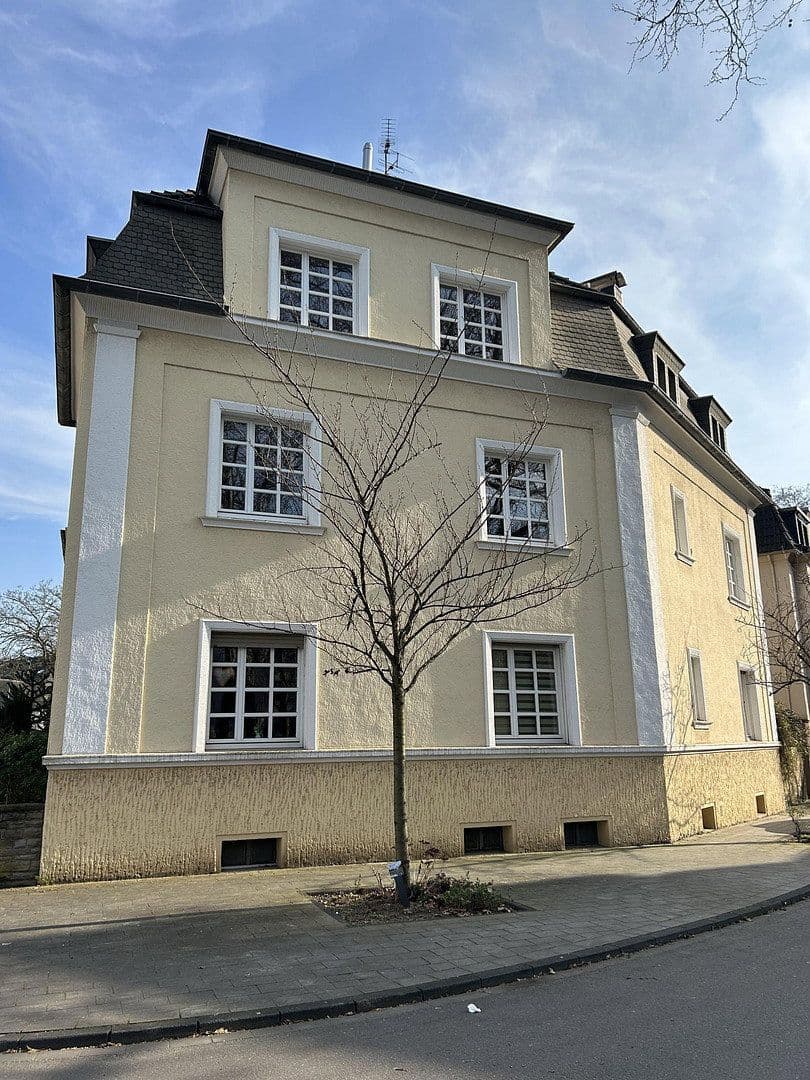Prenájom bytu 4-izbový 100 m², Duisburg Alt-Hamborn, Severné Porýnie - Westfálsko Prenájom bytu 4-izbový 100 m², Duisburg Alt-Hamborn, Severné Porýnie - Westfálsko