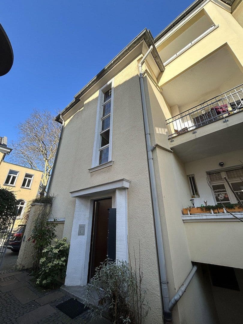 Prenájom bytu 4-izbový 100 m², Duisburg Alt-Hamborn, Severné Porýnie - Westfálsko Prenájom bytu 4-izbový 100 m², Duisburg Alt-Hamborn, Severné Porýnie - Westfálsko