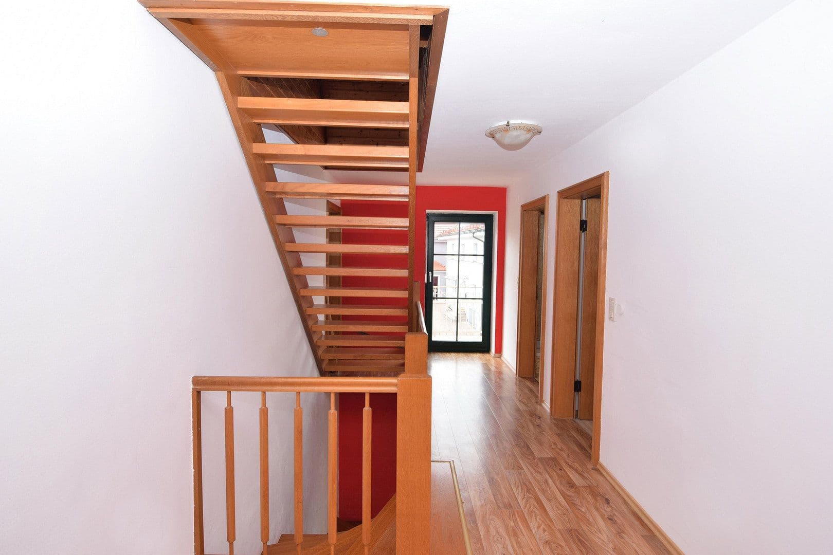Predaj domu 140 m², pozemok 200 m², Geiselhöring, Bavorsko Predaj domu 140 m², pozemok 200 m², Geiselhöring, Bavorsko
