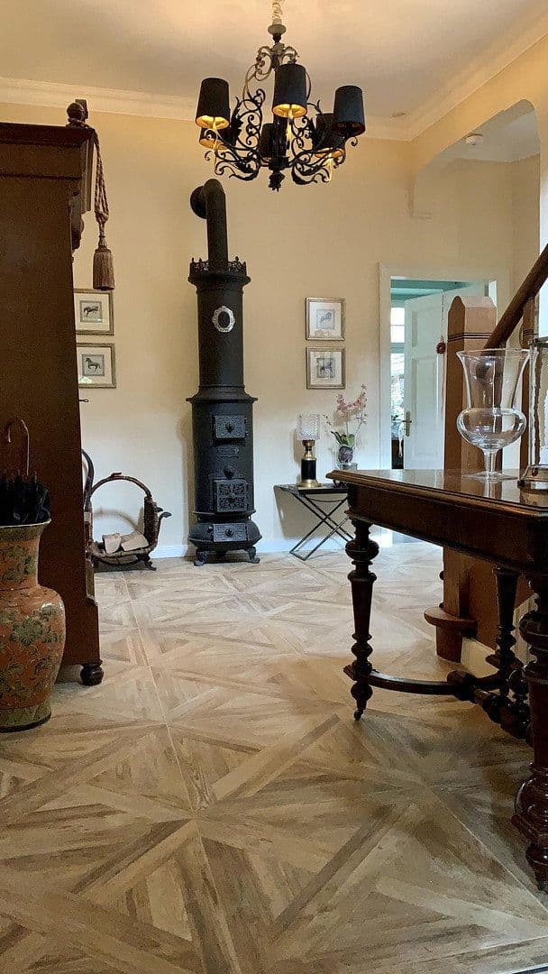Predaj domu 226 m², pozemok 3.169 m², Neumagen-Dhron, Porýnie-Falcko Predaj domu 226 m², pozemok 3.169 m², Neumagen-Dhron, Porýnie-Falcko