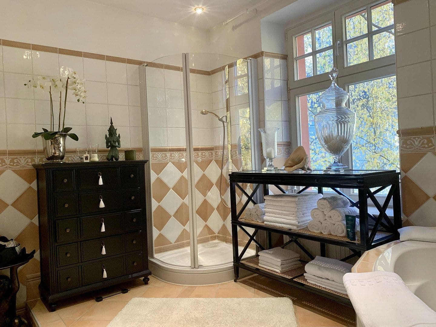 Predaj domu 226 m², pozemok 3.169 m², Neumagen-Dhron, Porýnie-Falcko Predaj domu 226 m², pozemok 3.169 m², Neumagen-Dhron, Porýnie-Falcko