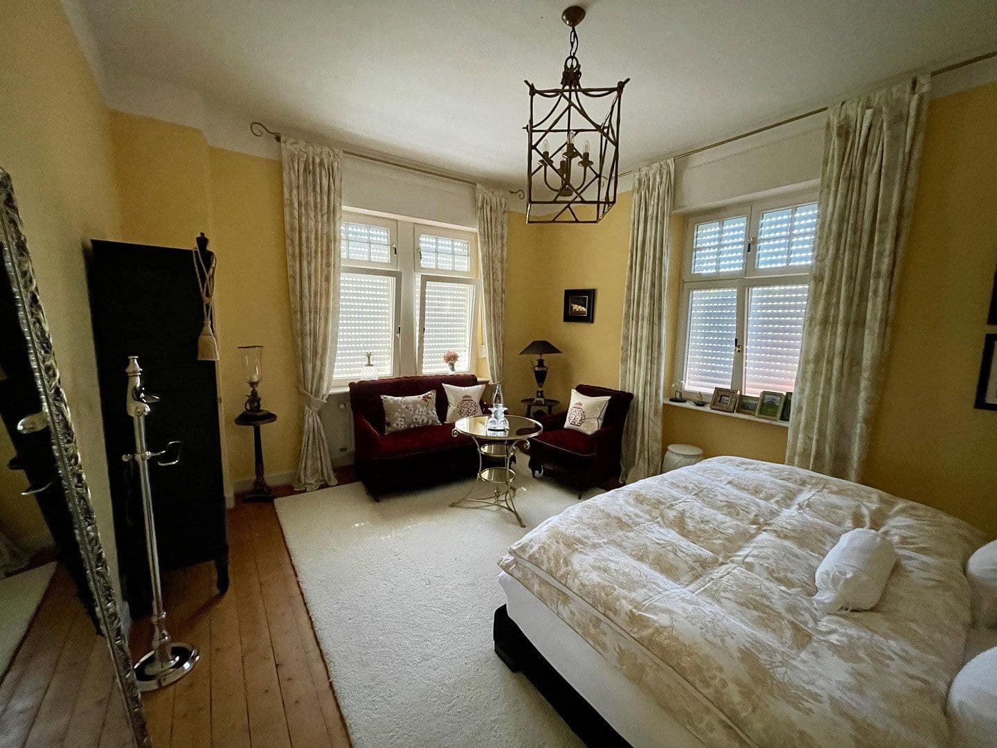 Predaj domu 226 m², pozemok 3.169 m², Neumagen-Dhron, Porýnie-Falcko Predaj domu 226 m², pozemok 3.169 m², Neumagen-Dhron, Porýnie-Falcko