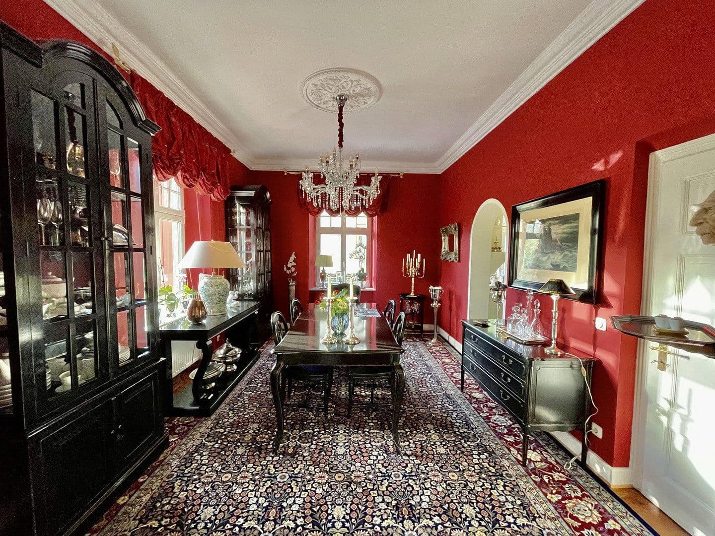 Predaj domu 226 m², pozemok 3.169 m², Neumagen-Dhron, Porýnie-Falcko Predaj domu 226 m², pozemok 3.169 m², Neumagen-Dhron, Porýnie-Falcko