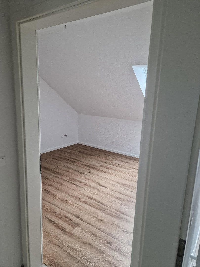 Prenájom bytu 3-izbový 91 m², Wallenhorst, Dolné Sasko Prenájom bytu 3-izbový 91 m², Wallenhorst, Dolné Sasko