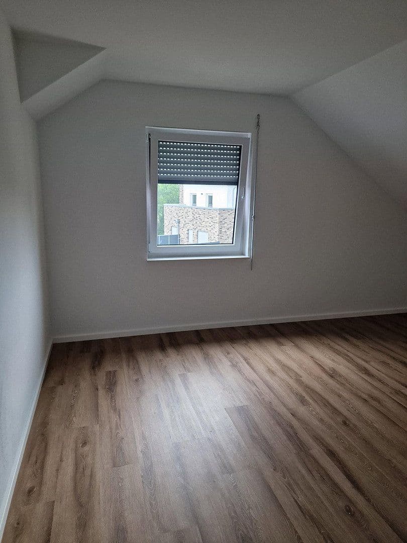 Prenájom bytu 3-izbový 91 m², Wallenhorst, Dolné Sasko Prenájom bytu 3-izbový 91 m², Wallenhorst, Dolné Sasko