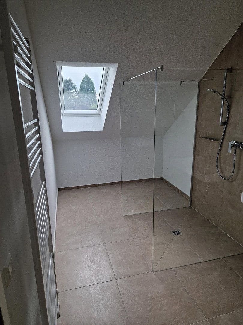 Prenájom bytu 3-izbový 91 m², Wallenhorst, Dolné Sasko Prenájom bytu 3-izbový 91 m², Wallenhorst, Dolné Sasko