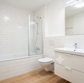 Prenájom bytu 15 m², Königswinterer Straße 272, Königswinter, Severné Porýnie - Westfálsko Prenájom bytu 15 m², Königswinterer Straße 272, Königswinter, Severné Porýnie - Westfálsko