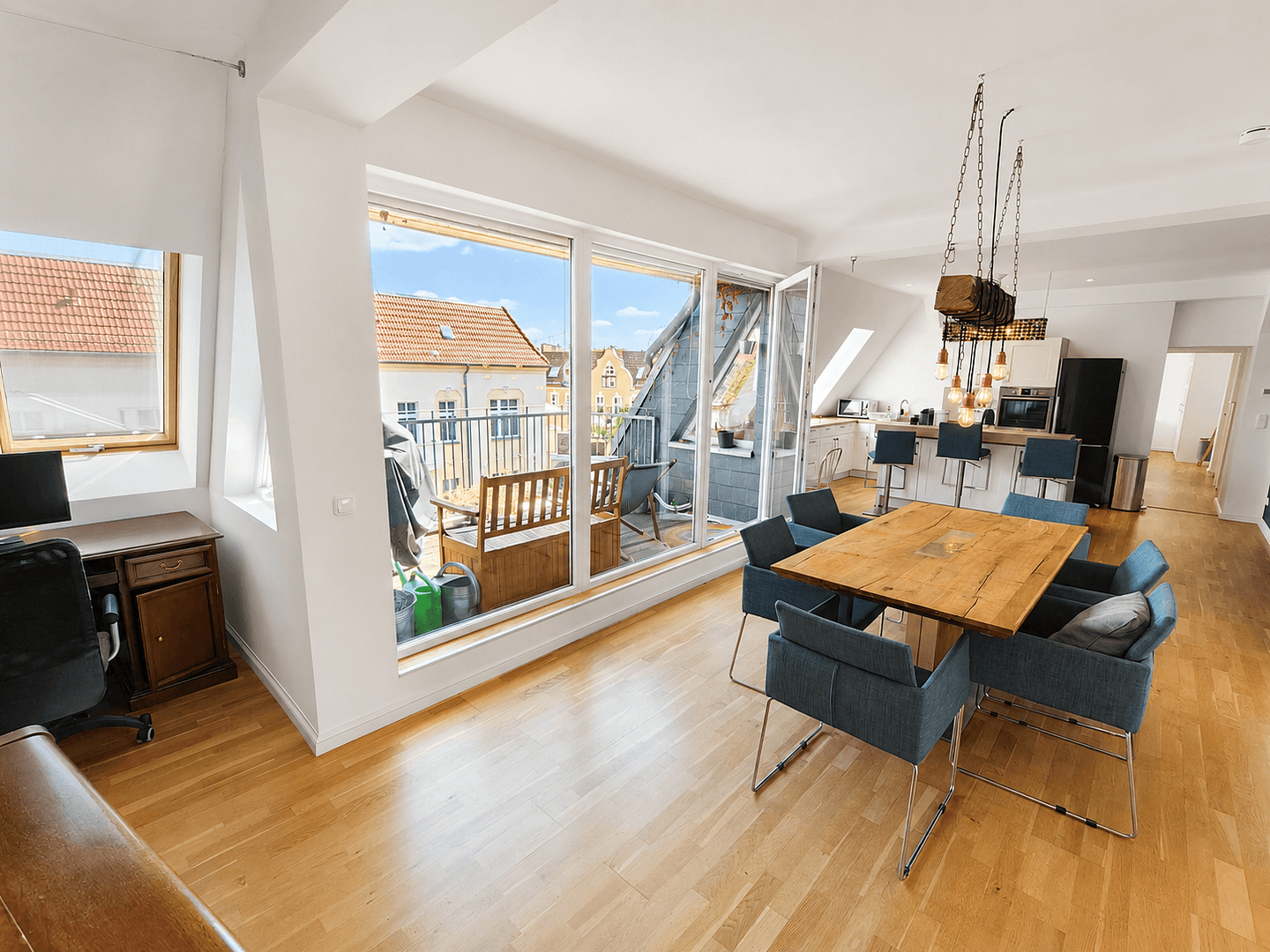 Prenájom bytu 4-izbový 137 m², Wönnichstraße 10, Berlin, Berlín Prenájom bytu 4-izbový 137 m², Wönnichstraße 10, Berlin, Berlín