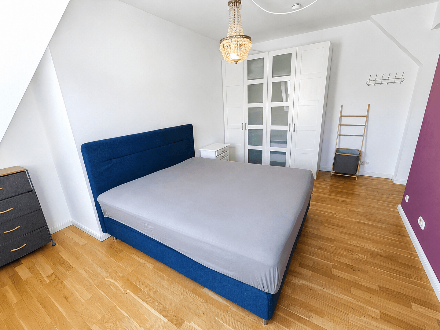 Prenájom bytu 4-izbový 137 m², Wönnichstraße 10, Berlin, Berlín Prenájom bytu 4-izbový 137 m², Wönnichstraße 10, Berlin, Berlín