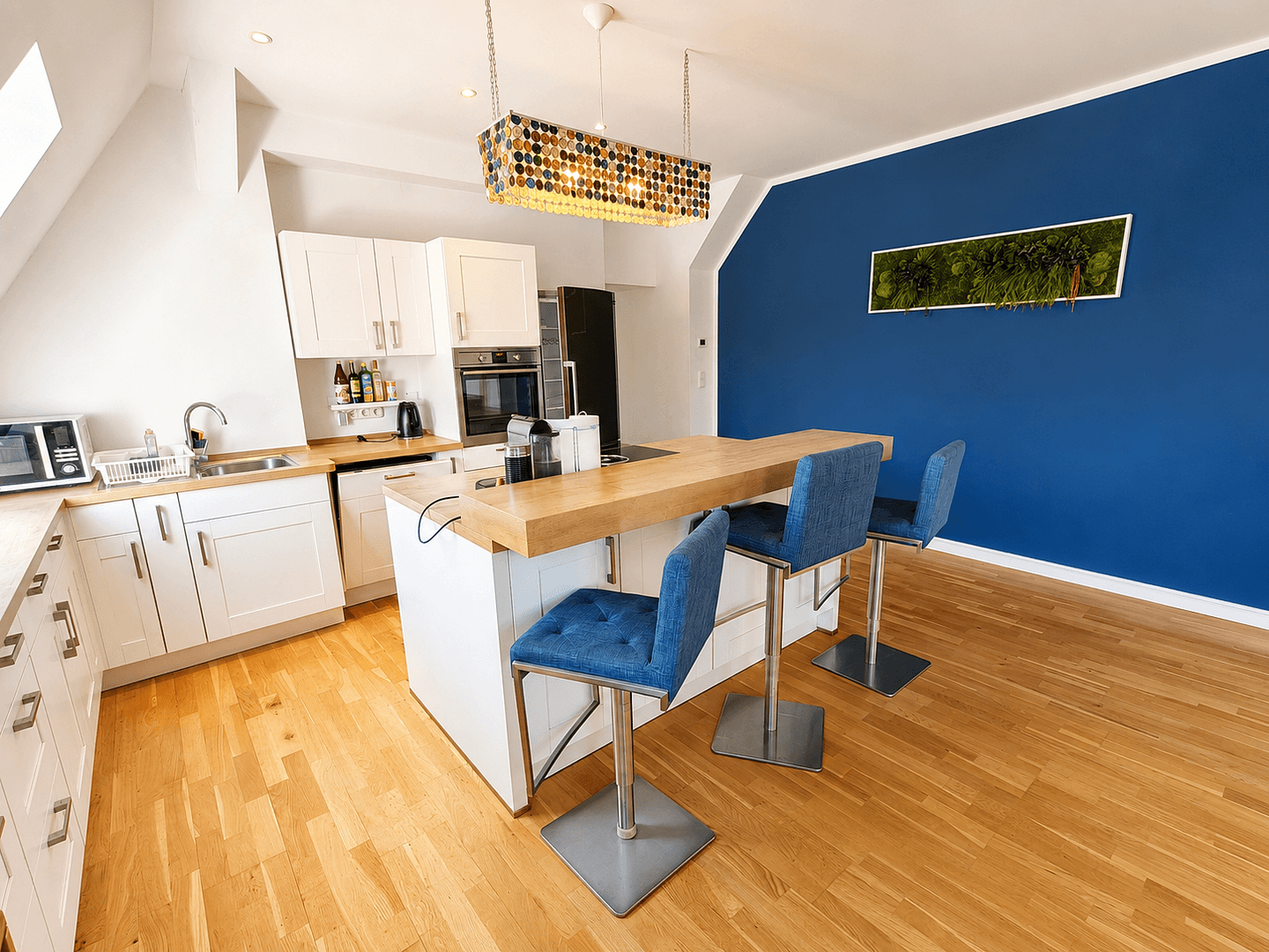 Prenájom bytu 4-izbový 137 m², Wönnichstraße 10, Berlin, Berlín Prenájom bytu 4-izbový 137 m², Wönnichstraße 10, Berlin, Berlín