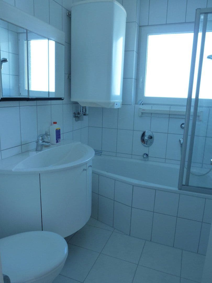 Prenájom bytu 2-izbový 55 m², Pforzheim, Bádensko-Wurttembersko Prenájom bytu 2-izbový 55 m², Pforzheim, Bádensko-Wurttembersko