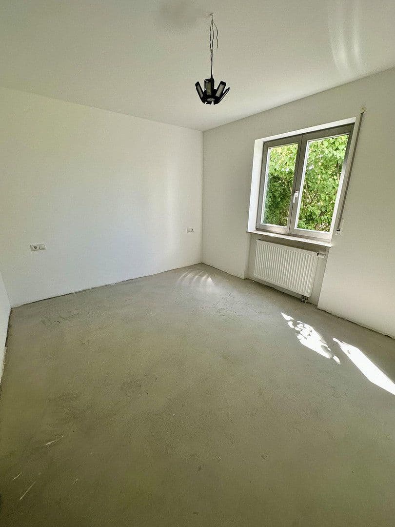 Prenájom bytu 3-izbový 68 m², Espenweg 9, Wilkau-Haßlau, Sasko Prenájom bytu 3-izbový 68 m², Espenweg 9, Wilkau-Haßlau, Sasko