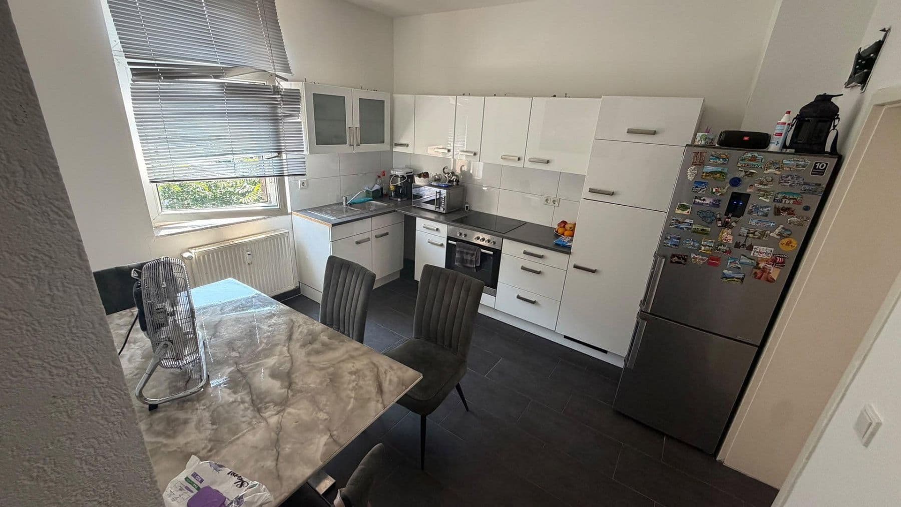 Prenájom bytu 3-izbový 85 m², Schwetzingen, Bádensko-Wurttembersko Prenájom bytu 3-izbový 85 m², Schwetzingen, Bádensko-Wurttembersko