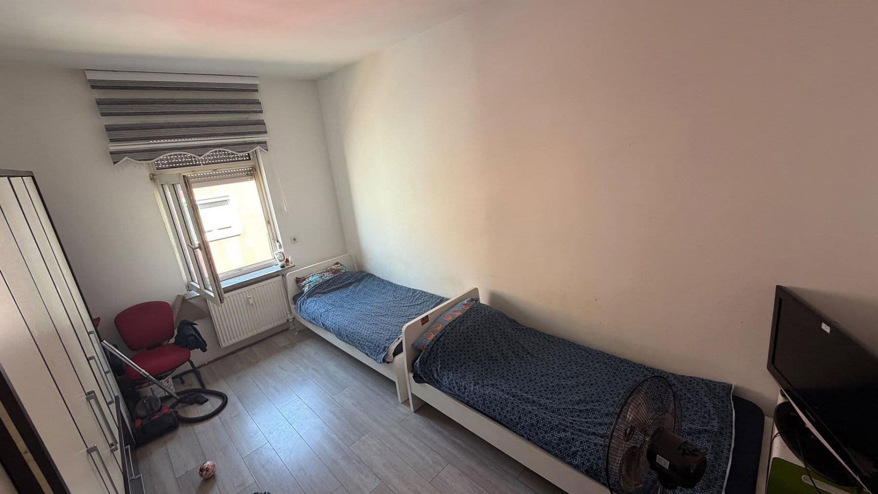 Prenájom bytu 3-izbový 85 m², Schwetzingen, Bádensko-Wurttembersko Prenájom bytu 3-izbový 85 m², Schwetzingen, Bádensko-Wurttembersko