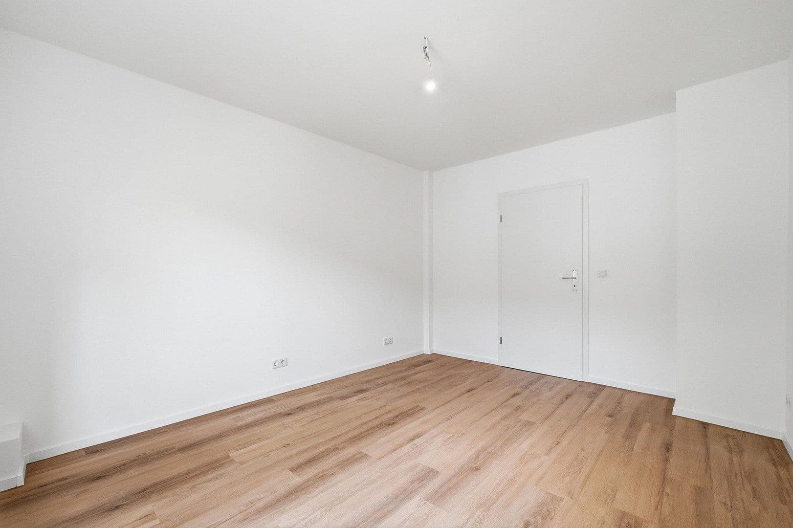 Prenájom bytu 3-izbový 67 m², Essen, Severné Porýnie - Westfálsko Prenájom bytu 3-izbový 67 m², Essen, Severné Porýnie - Westfálsko