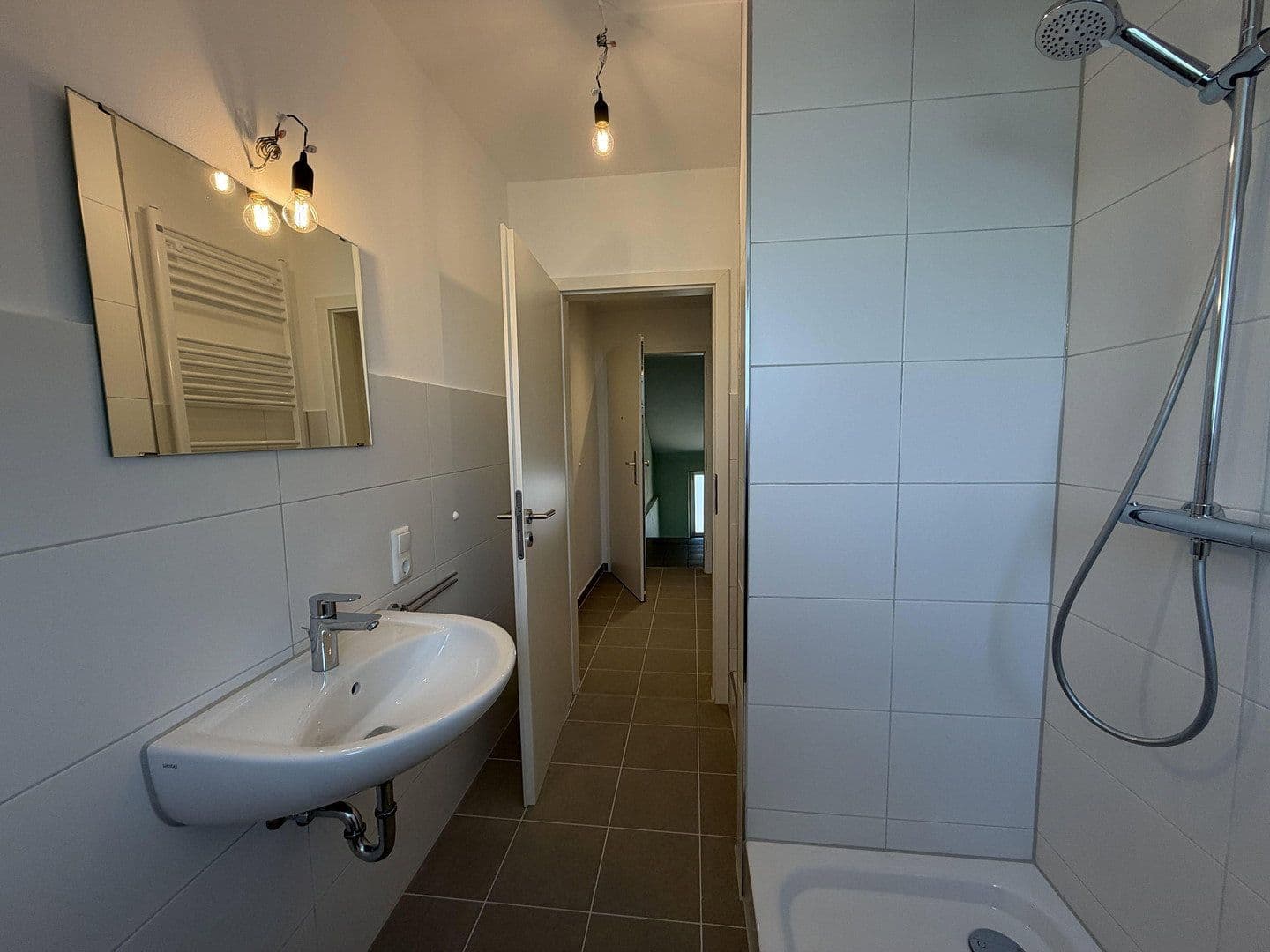 Prenájom bytu 2-izbový 60 m², Kaiserallee 31, Karlsruhe, Bádensko-Wurttembersko Prenájom bytu 2-izbový 60 m², Kaiserallee 31, Karlsruhe, Bádensko-Wurttembersko