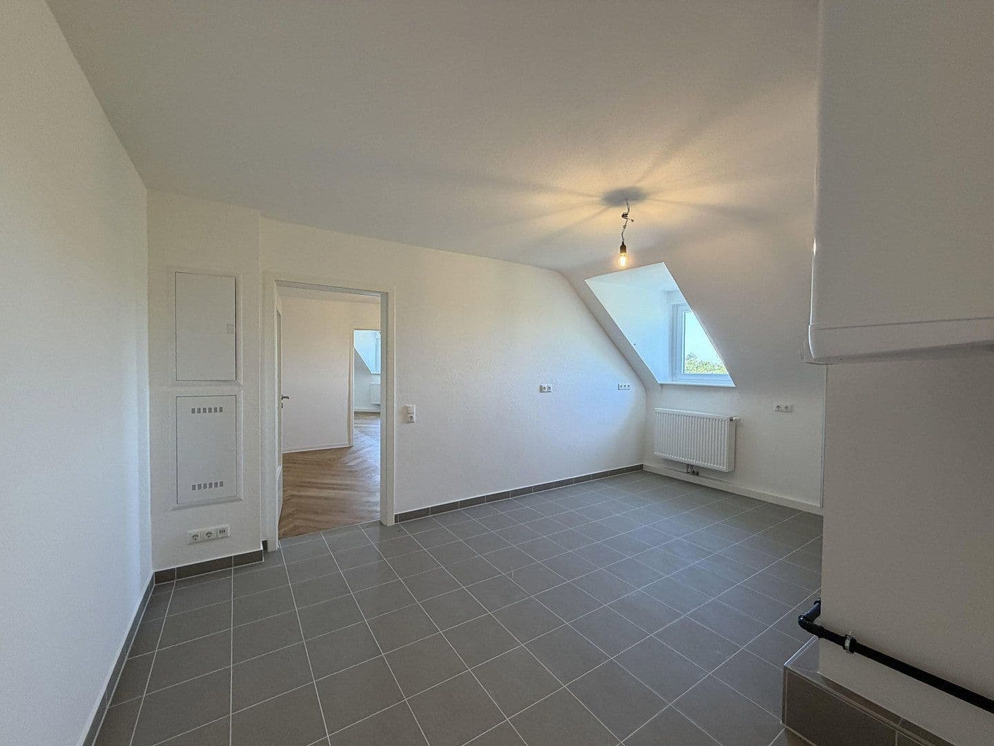Prenájom bytu 2-izbový 60 m², Kaiserallee 31, Karlsruhe, Bádensko-Wurttembersko Prenájom bytu 2-izbový 60 m², Kaiserallee 31, Karlsruhe, Bádensko-Wurttembersko