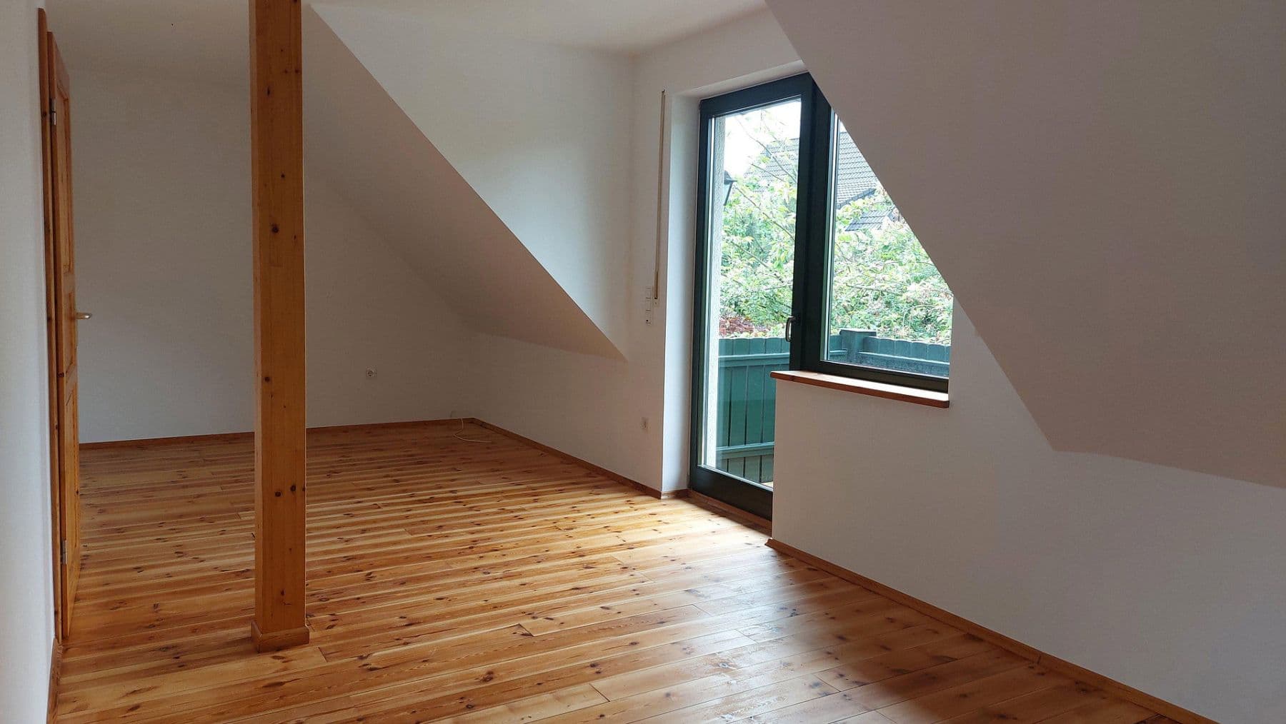 Prenájom domu 110 m², pozemok 276 m², Kürten, Severné Porýnie - Westfálsko Prenájom domu 110 m², pozemok 276 m², Kürten, Severné Porýnie - Westfálsko