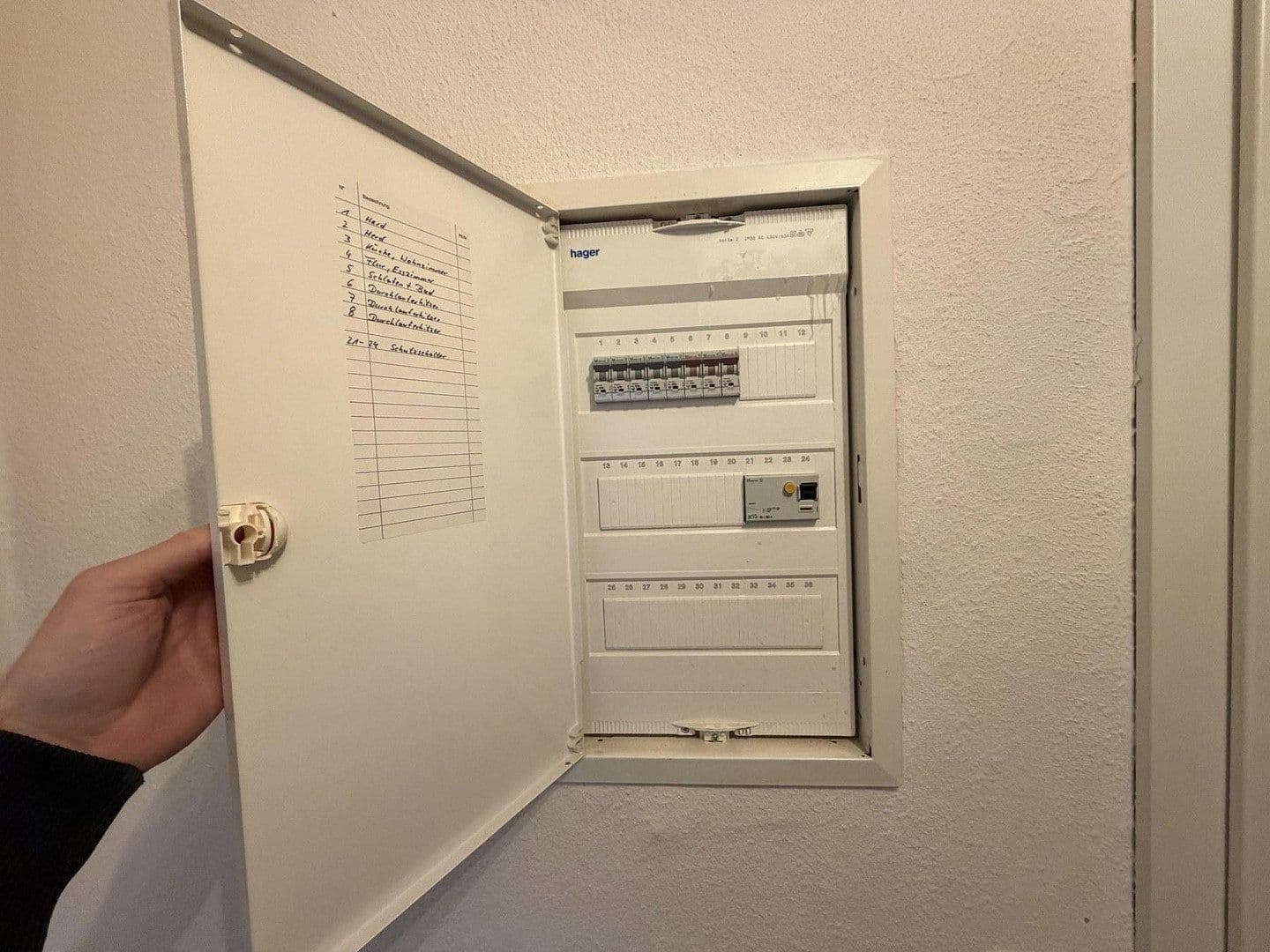 Predaj bytu 4-izbový 97 m², RINGLEBSTRASSE 25, Arnsberg, Severné Porýnie - Westfálsko Predaj bytu 4-izbový 97 m², RINGLEBSTRASSE 25, Arnsberg, Severné Porýnie - Westfálsko