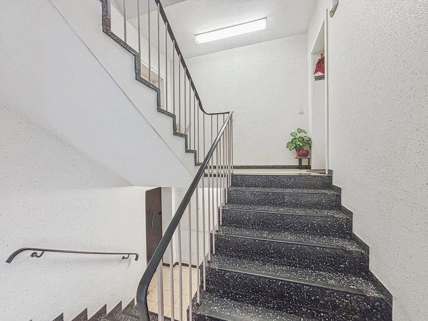 Predaj bytu 4-izbový 97 m², RINGLEBSTRASSE 25, Arnsberg, Severné Porýnie - Westfálsko Predaj bytu 4-izbový 97 m², RINGLEBSTRASSE 25, Arnsberg, Severné Porýnie - Westfálsko