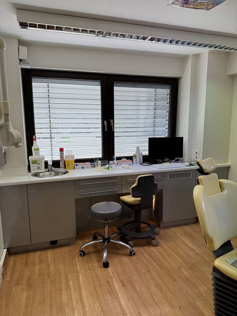 Prenájom kancelárie 180 m², Beckhauser Str. 14, Erkrath, Severné Porýnie - Westfálsko Prenájom kancelárie 180 m², Beckhauser Str. 14, Erkrath, Severné Porýnie - Westfálsko