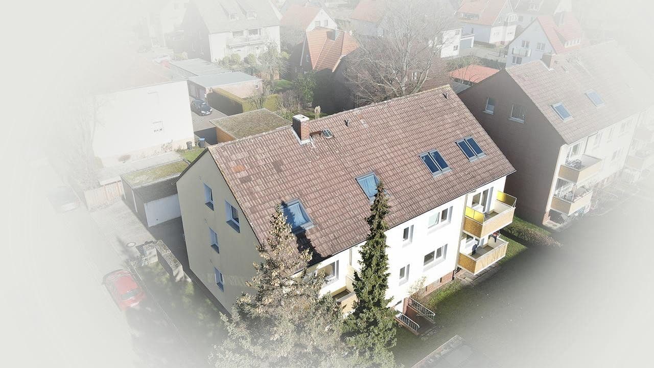 Predaj domu 440 m², pozemok 859 m², Bunnenbergstrasse 7, Garbsen, Dolné Sasko Predaj domu 440 m², pozemok 859 m², Bunnenbergstrasse 7, Garbsen, Dolné Sasko