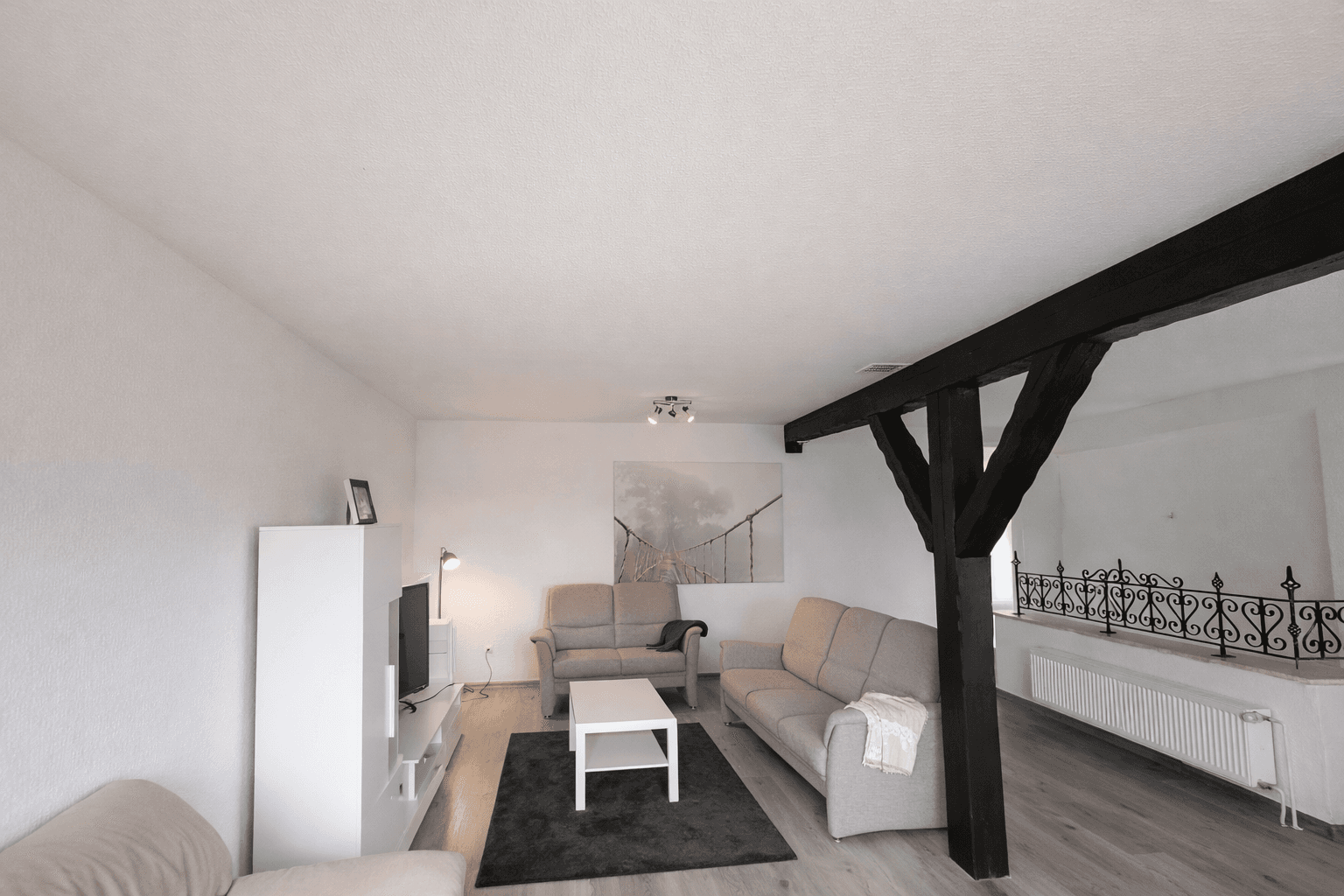 Predaj domu 125 m², pozemok 320 m², Haincherstraße 11, Limeshain, Hesensko Predaj domu 125 m², pozemok 320 m², Haincherstraße 11, Limeshain, Hesensko