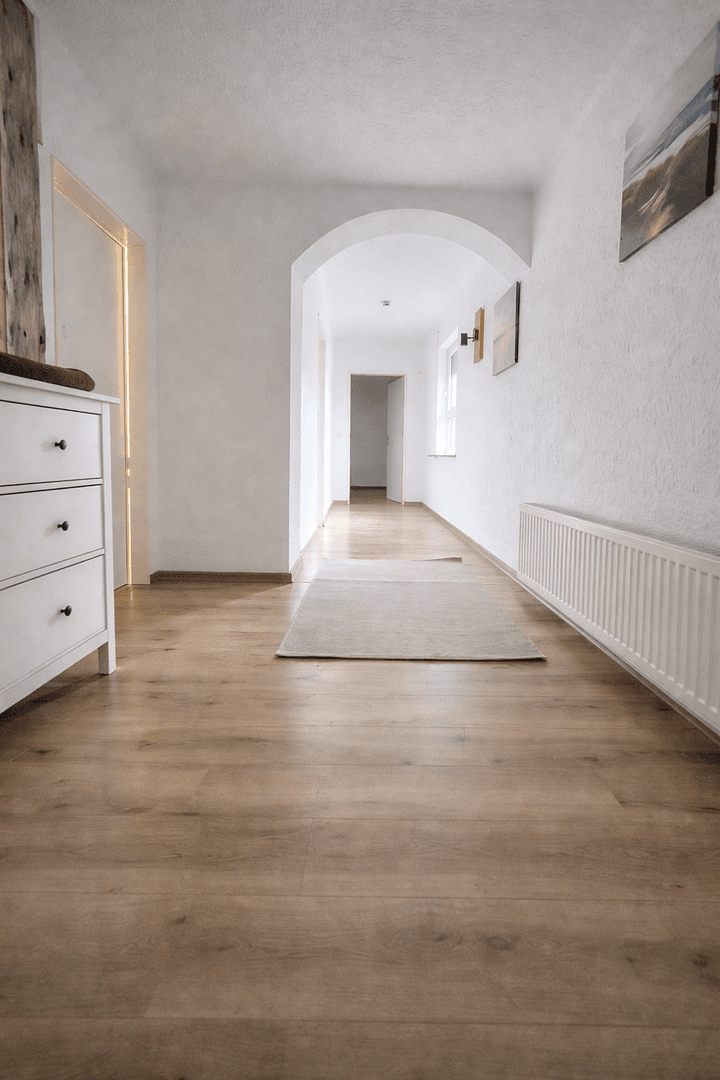 Predaj domu 125 m², pozemok 320 m², Haincherstraße 11, Limeshain, Hesensko Predaj domu 125 m², pozemok 320 m², Haincherstraße 11, Limeshain, Hesensko