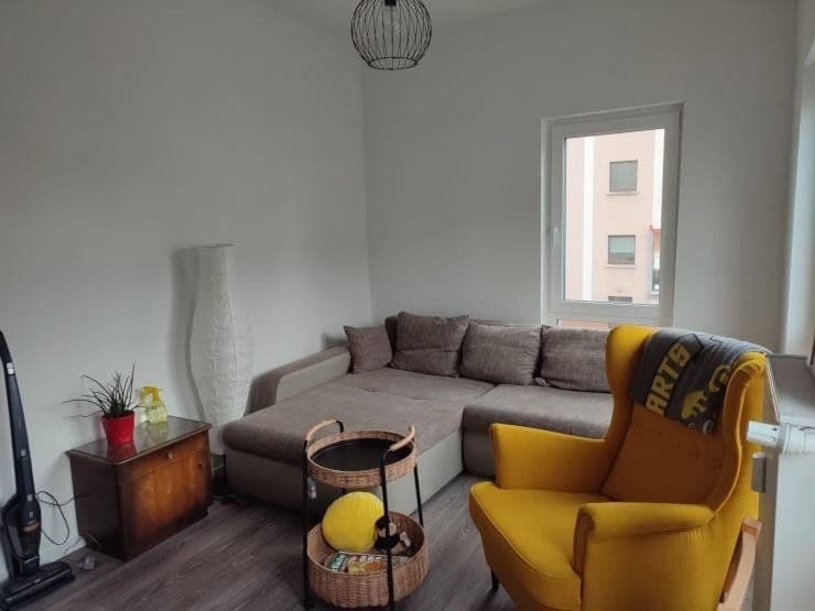 Prenájom bytu 7-izbový 165 m², Marburger Straße 32, Gießen, Hesensko Prenájom bytu 7-izbový 165 m², Marburger Straße 32, Gießen, Hesensko