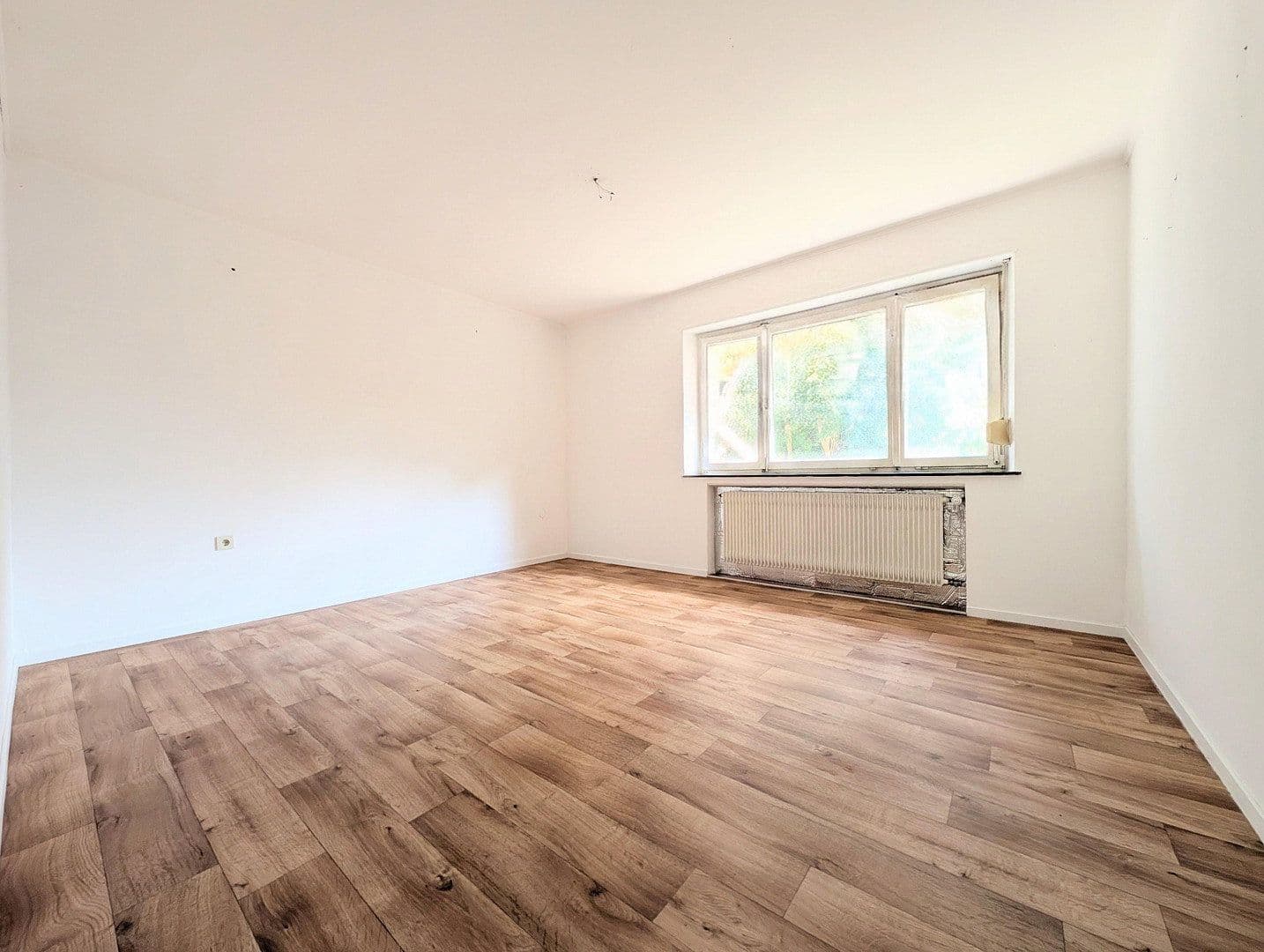 Predaj domu 171 m², pozemok 519 m², Eichenweg 7, Affing, Bavorsko Predaj domu 171 m², pozemok 519 m², Eichenweg 7, Affing, Bavorsko