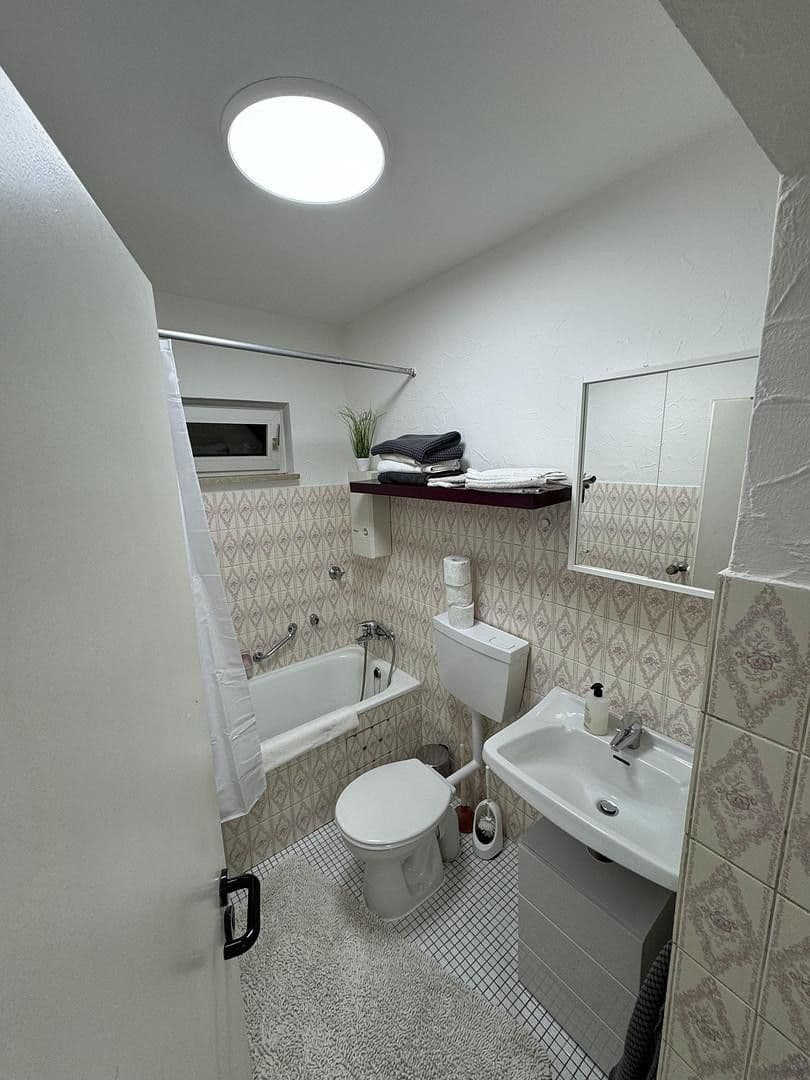 Prenájom bytu 1-izbový 29 m², Fürth, Bavorsko Prenájom bytu 1-izbový 29 m², Fürth, Bavorsko