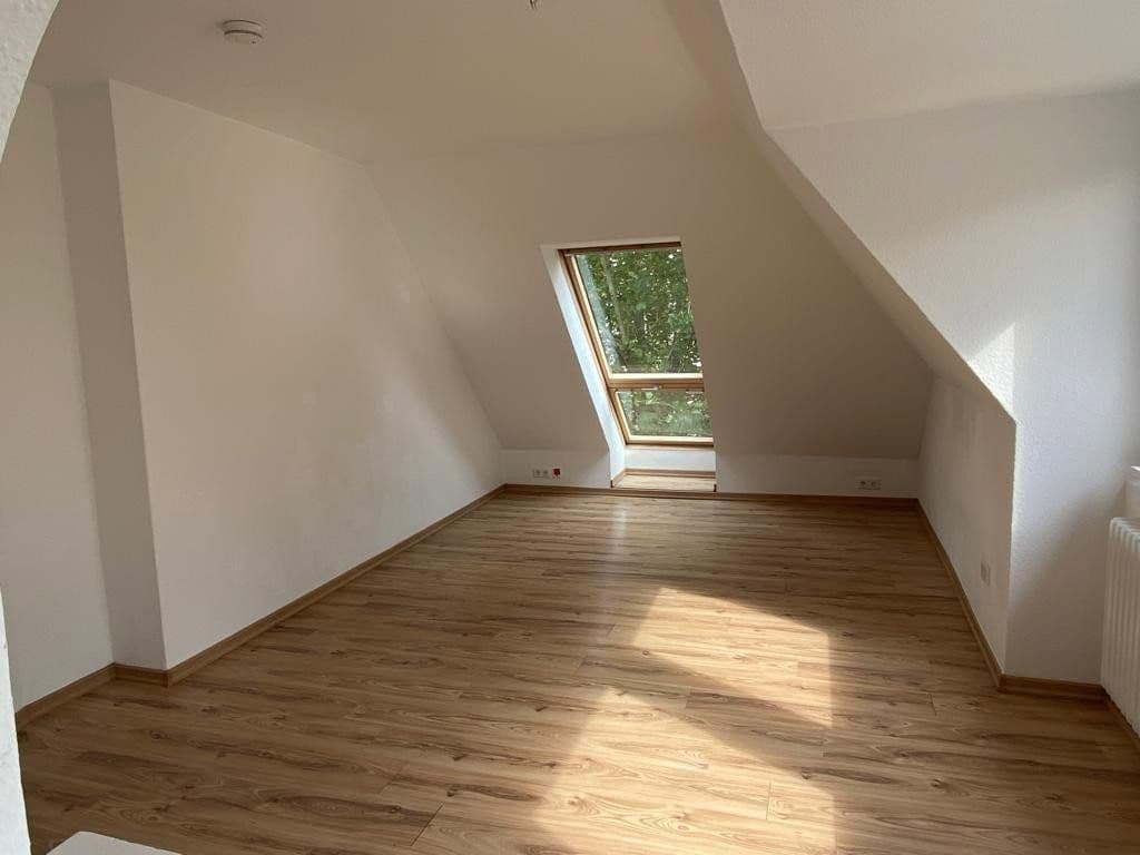 Prenájom bytu 3-izbový 55 m², Bremerhaven, Brémy Prenájom bytu 3-izbový 55 m², Bremerhaven, Brémy