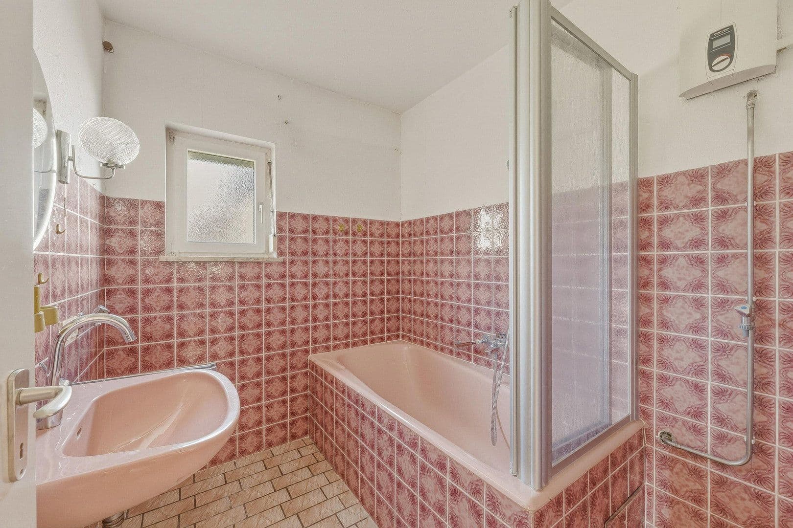 Predaj domu 145 m², pozemok 774 m², Dellmensinger Str. 30, Erbach, Bádensko-Wurttembersko Predaj domu 145 m², pozemok 774 m², Dellmensinger Str. 30, Erbach, Bádensko-Wurttembersko