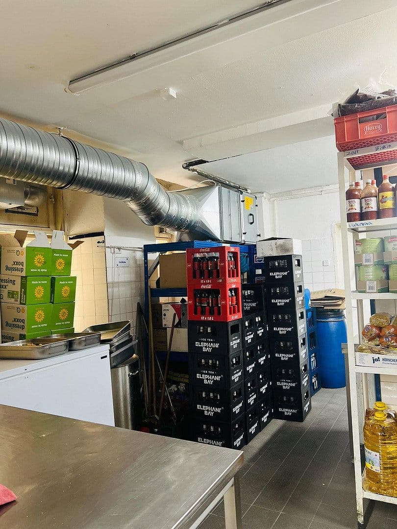 Predaj nebytového priestoru 90 m², Yorckstraße 81-82, Berlin, Berlín Predaj nebytového priestoru 90 m², Yorckstraße 81-82, Berlin, Berlín