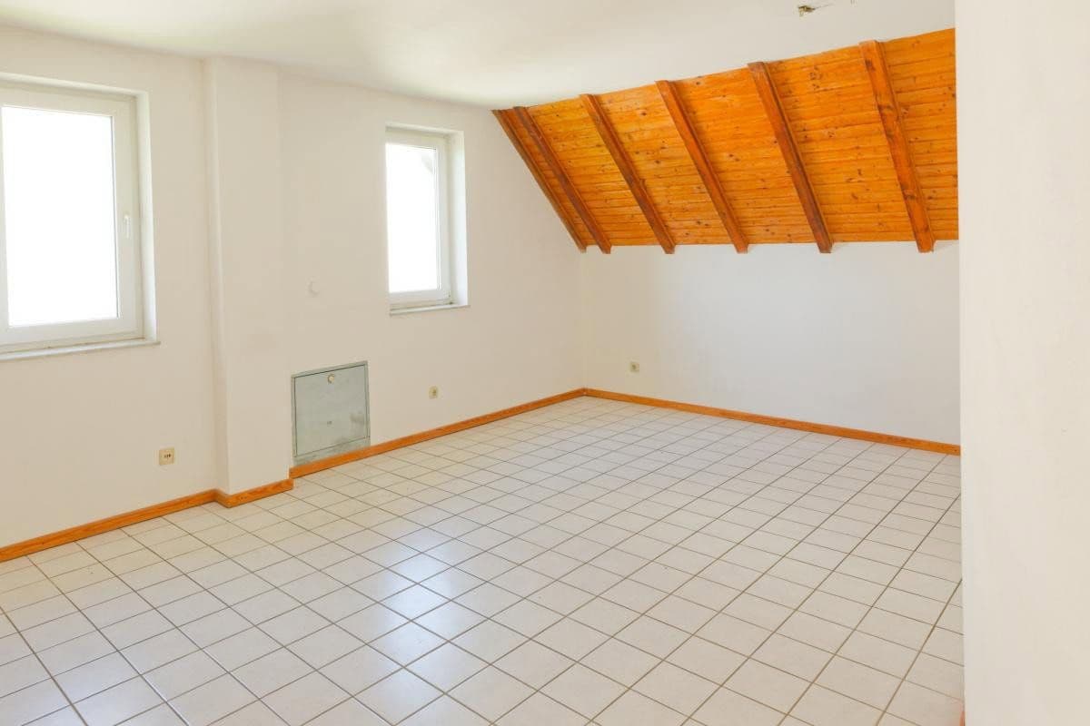 Predaj domu 107 m², pozemok 332 m², Mehren, Porýnie-Falcko Predaj domu 107 m², pozemok 332 m², Mehren, Porýnie-Falcko