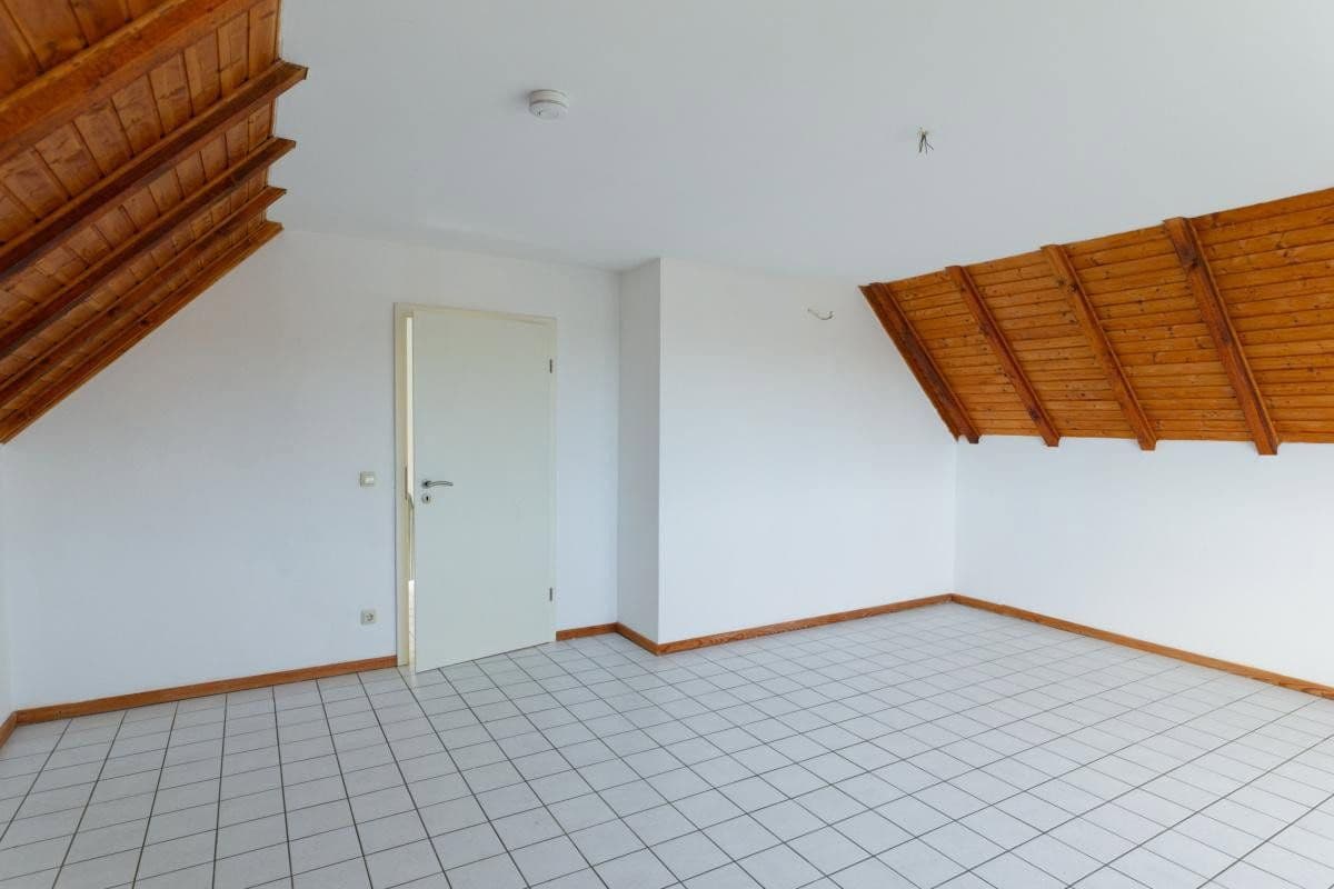 Predaj domu 107 m², pozemok 332 m², Mehren, Porýnie-Falcko Predaj domu 107 m², pozemok 332 m², Mehren, Porýnie-Falcko