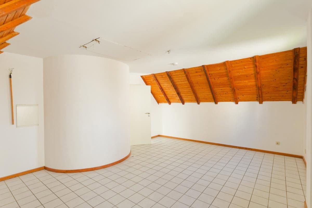 Predaj domu 107 m², pozemok 332 m², Mehren, Porýnie-Falcko Predaj domu 107 m², pozemok 332 m², Mehren, Porýnie-Falcko