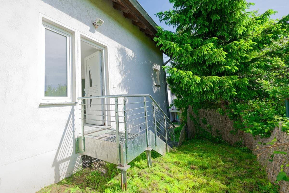 Predaj domu 107 m², pozemok 332 m², Mehren, Porýnie-Falcko Predaj domu 107 m², pozemok 332 m², Mehren, Porýnie-Falcko