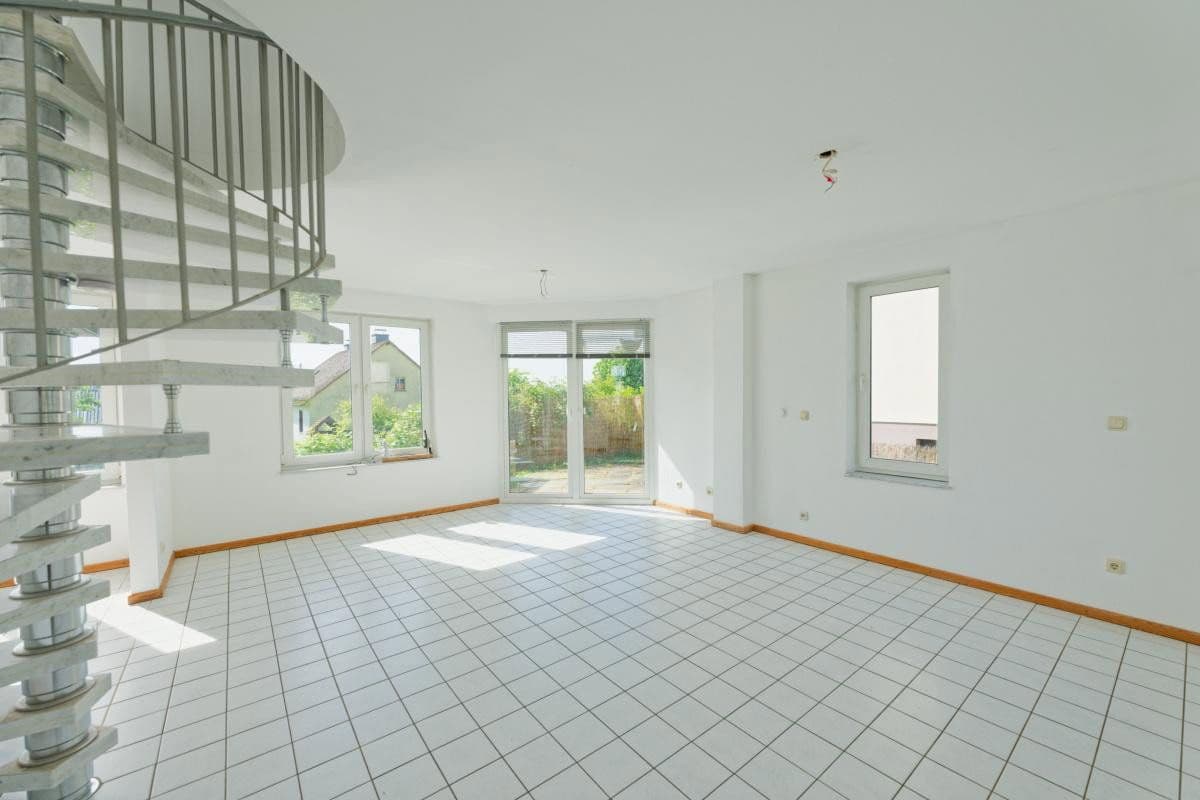 Predaj domu 107 m², pozemok 332 m², Mehren, Porýnie-Falcko Predaj domu 107 m², pozemok 332 m², Mehren, Porýnie-Falcko