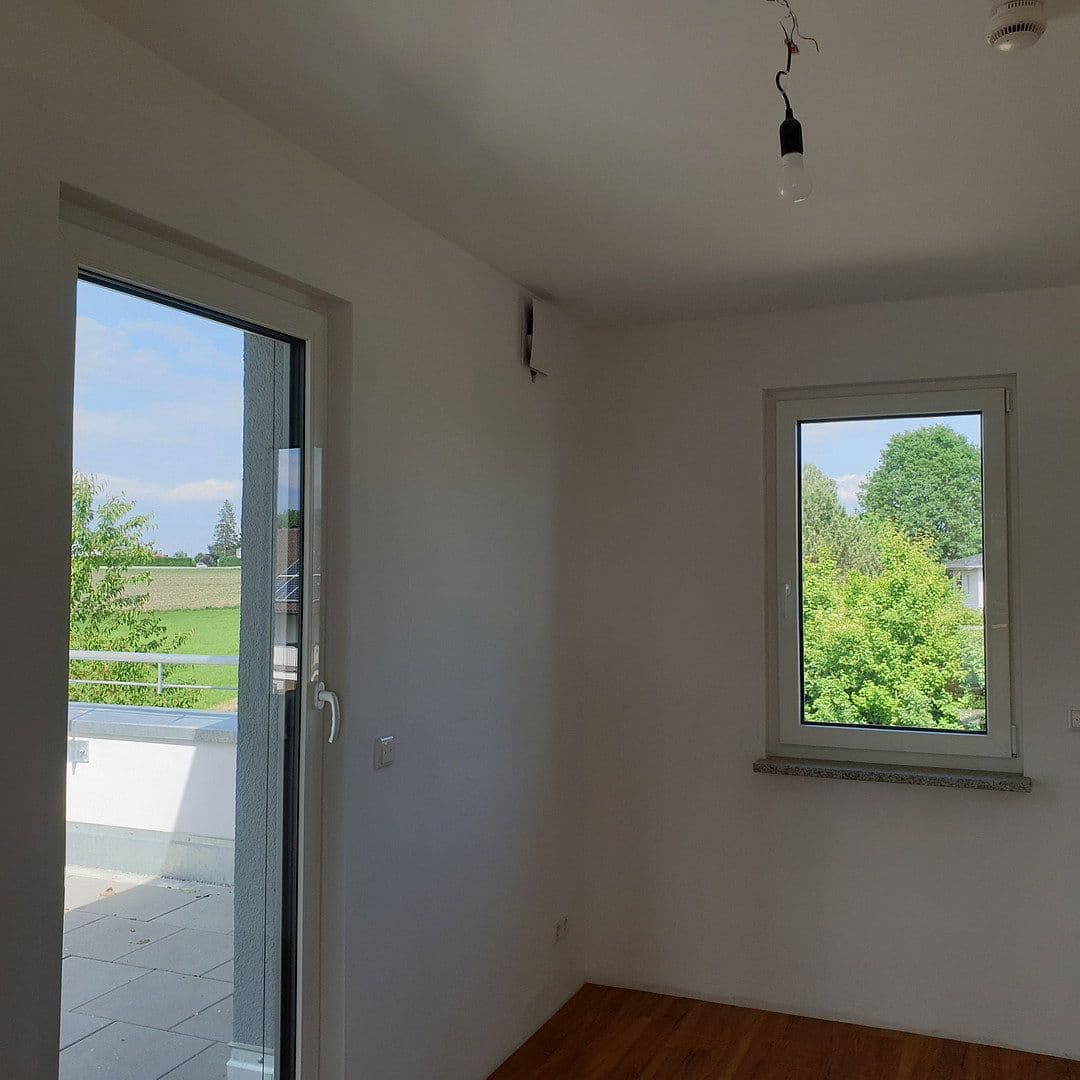 Prenájom bytu 4-izbový 111 m², Georg-Huber-Straße 14a, Zorneding - Ortsteil Pöring, Bavorsko Prenájom bytu 4-izbový 111 m², Georg-Huber-Straße 14a, Zorneding - Ortsteil Pöring, Bavorsko
