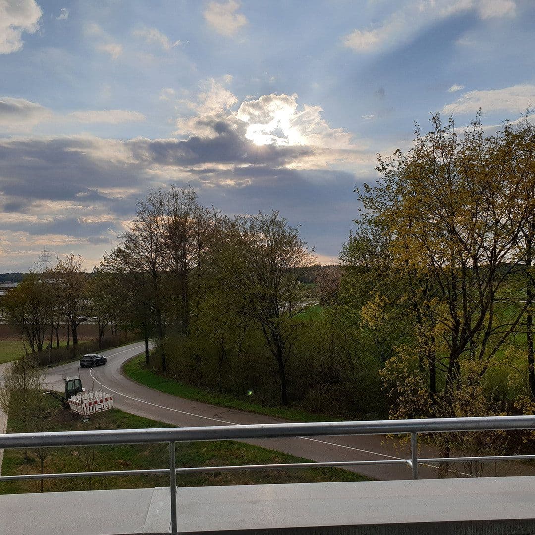 Prenájom bytu 4-izbový 111 m², Georg-Huber-Straße 14a, Zorneding - Ortsteil Pöring, Bavorsko Prenájom bytu 4-izbový 111 m², Georg-Huber-Straße 14a, Zorneding - Ortsteil Pöring, Bavorsko