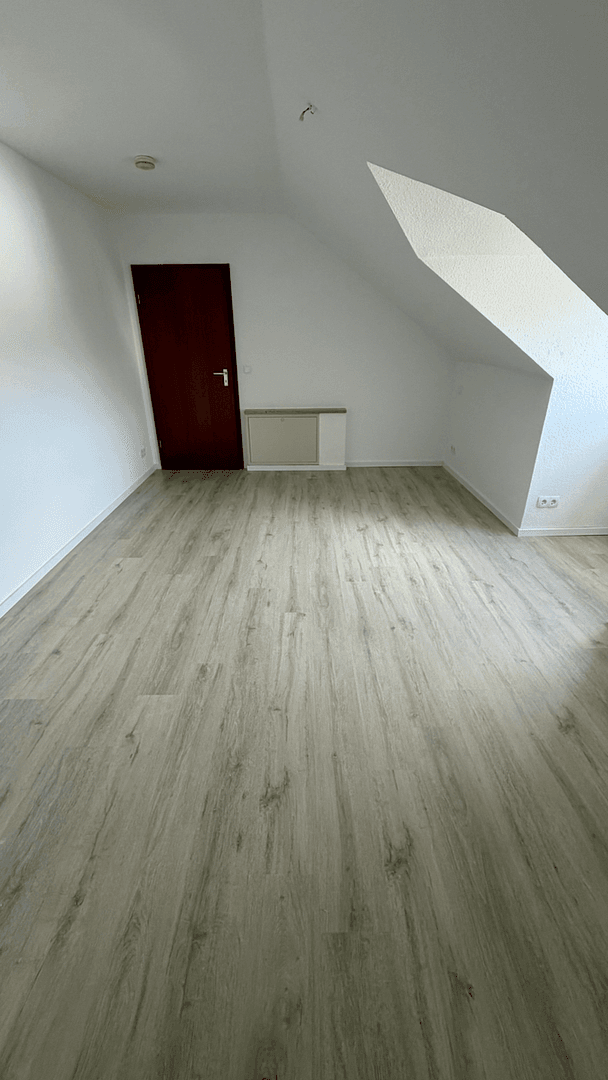 Prenájom bytu 3-izbový 98 m², Erlenfeld 20, Erlangen, Bavorsko Prenájom bytu 3-izbový 98 m², Erlenfeld 20, Erlangen, Bavorsko
