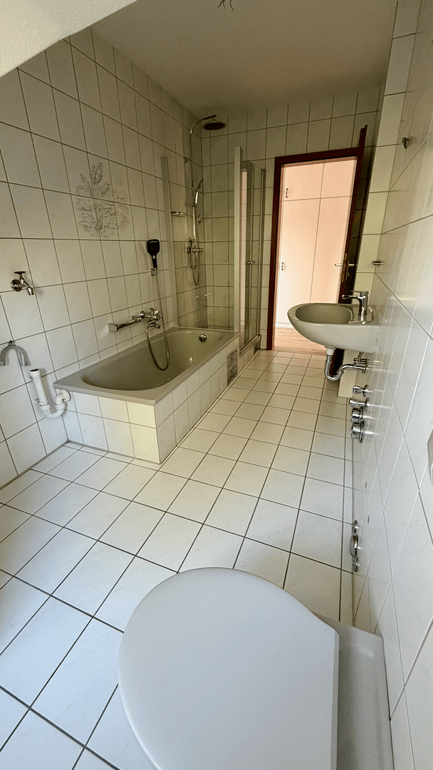 Prenájom bytu 3-izbový 98 m², Erlenfeld 20, Erlangen, Bavorsko Prenájom bytu 3-izbový 98 m², Erlenfeld 20, Erlangen, Bavorsko